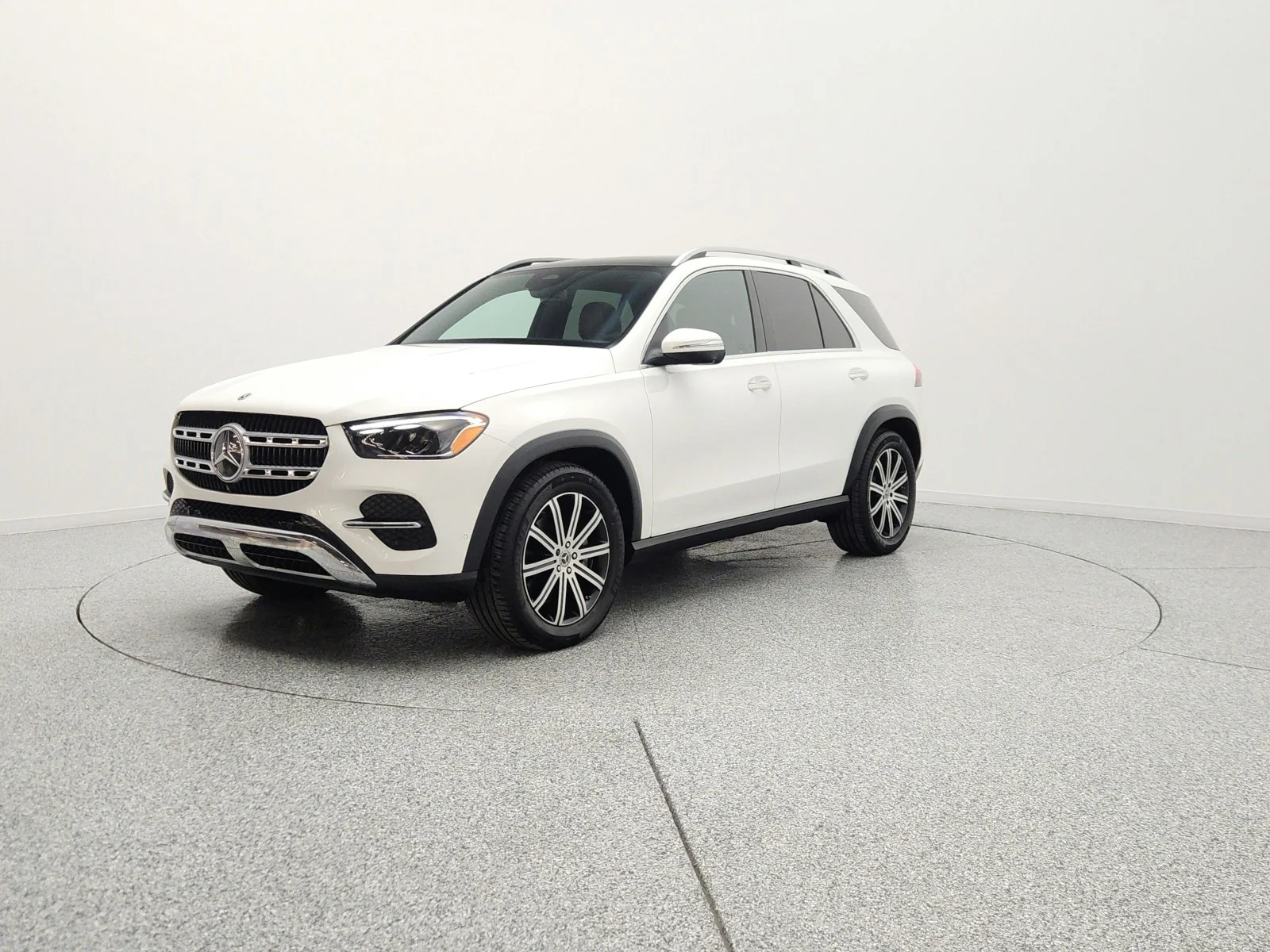 Certified Used 2024 Polar White Mercedes-Benz GLE 350 4MATIC® SUV image 1