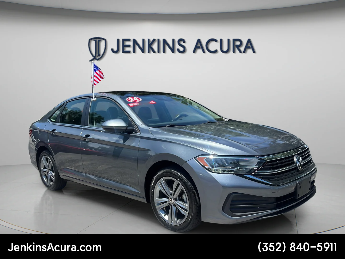 Used 2024 Platinum Gray Metallic Volkswagen SE image 2