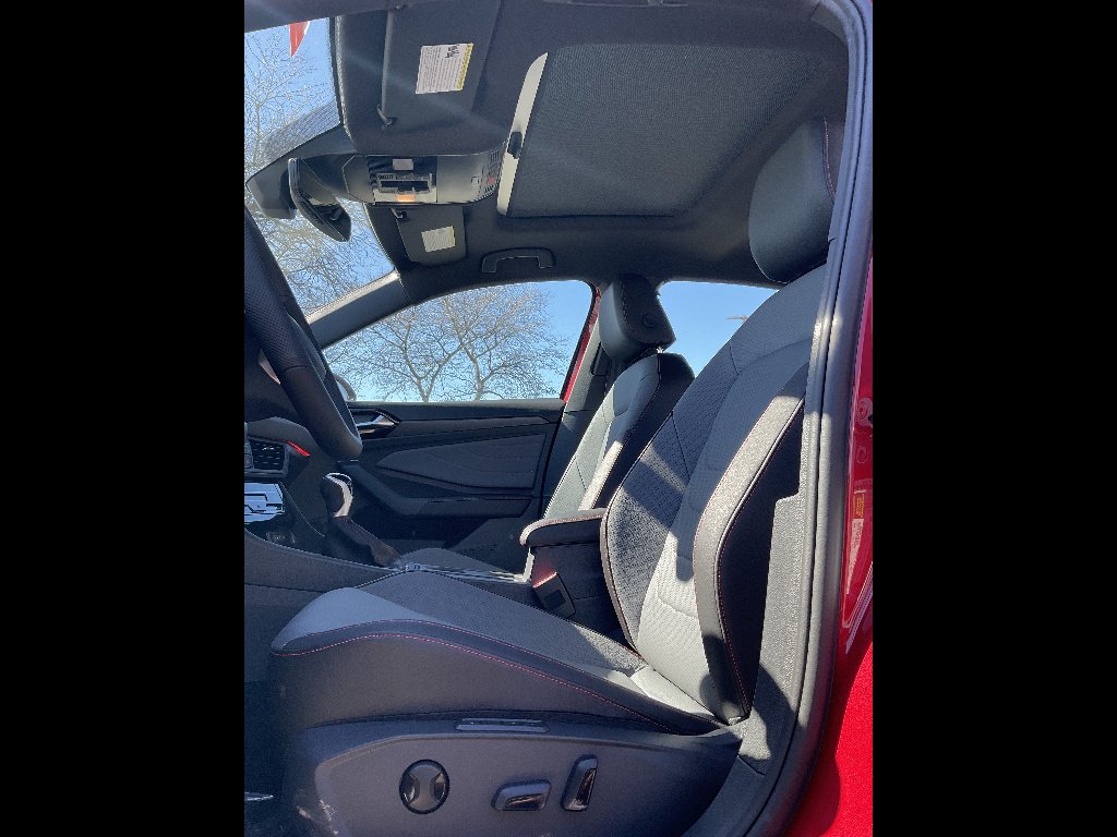 New 2026 Kings Red Metallic w/ Deep Black Roof Volkswagen Autobahn image 9