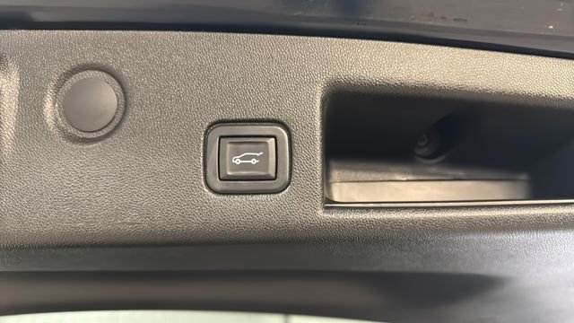 Used 2020 Pacific Blue Metallic Chevrolet LT image 33