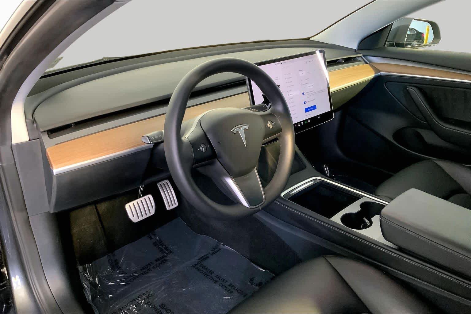 Used 2023 Deep Blue Metallic Tesla Performance image 17