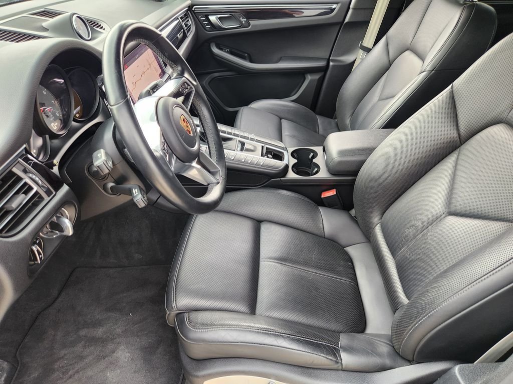 Used 2019 Dolomite Silver Metallic Porsche S image 15