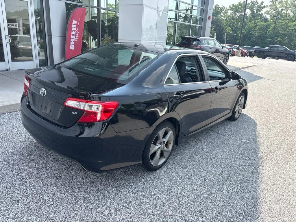 Used 2012 Black Toyota SE image 4