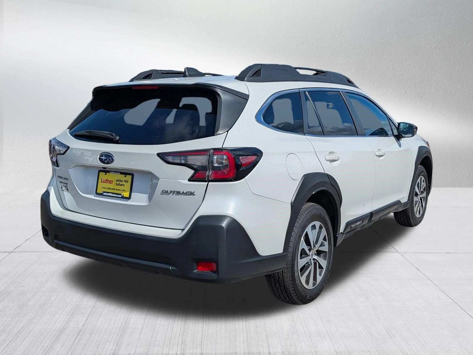 Used 2024 Crystal White Pearl Subaru Premium image 7