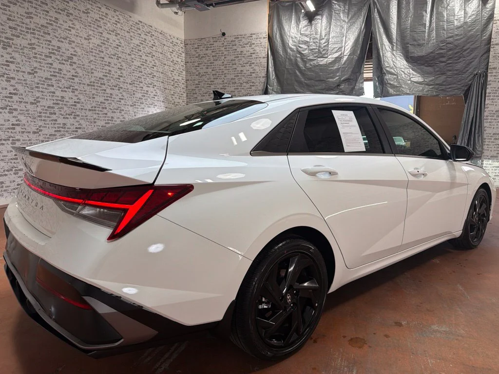 Used 2026 Serenity White Hyundai SEL Sport image 6