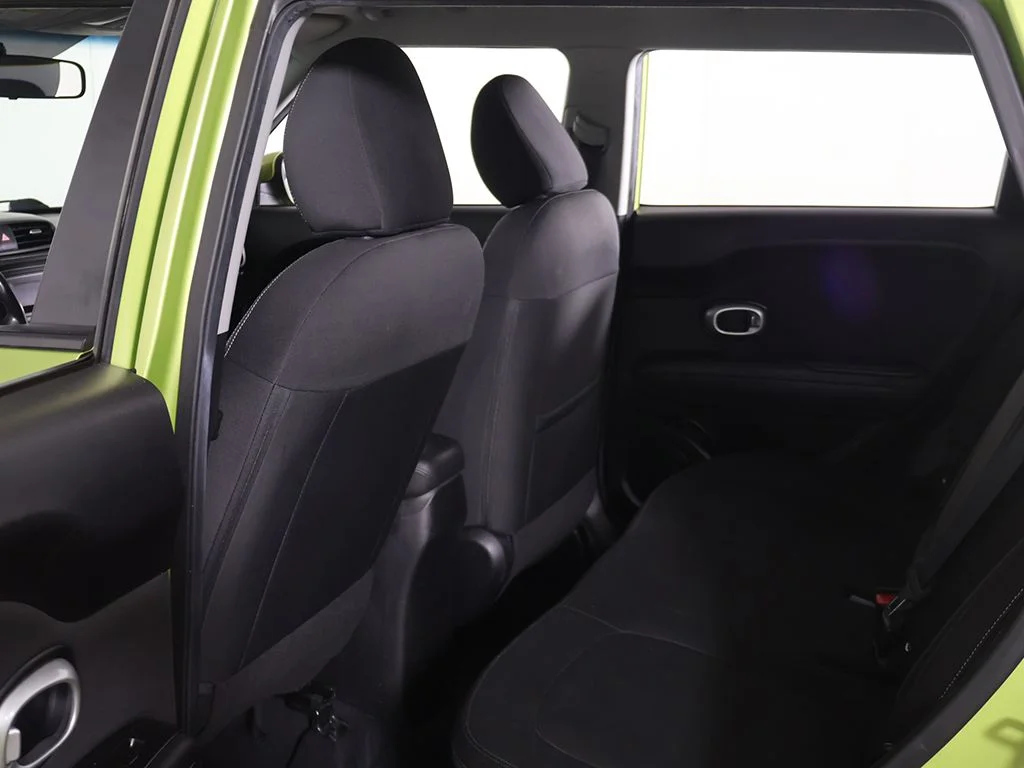 Used 2014 Green Kia Base image 21