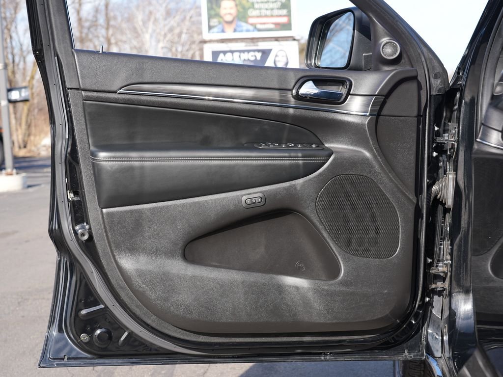 Used 2021 Black Jeep Limited image 14