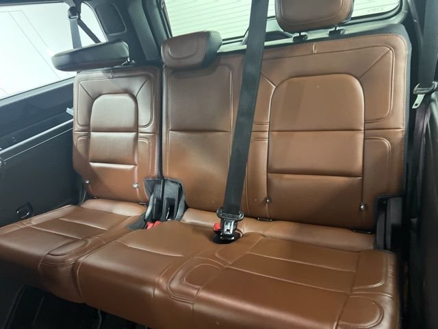 Used 2023 Black Lincoln L Reserve image 13