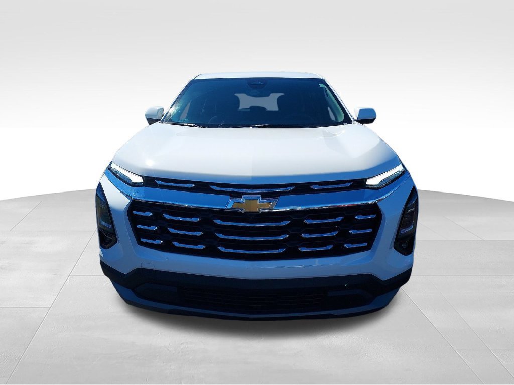2027 Chevrolet Equinox LT - Photo 8