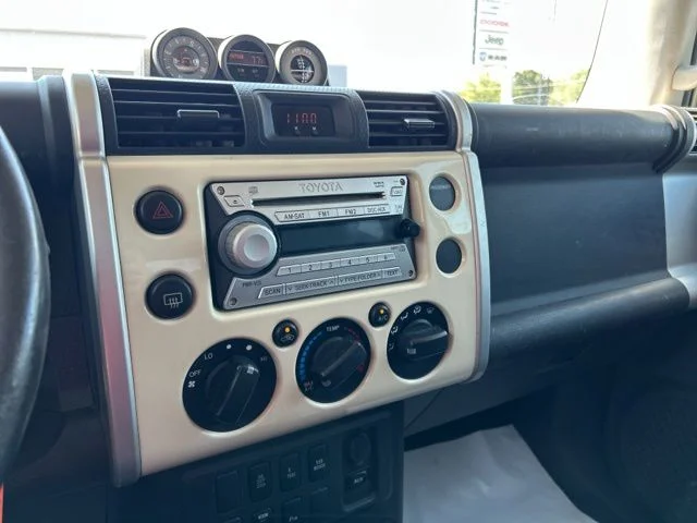 Used 2008  Toyota Base image 26
