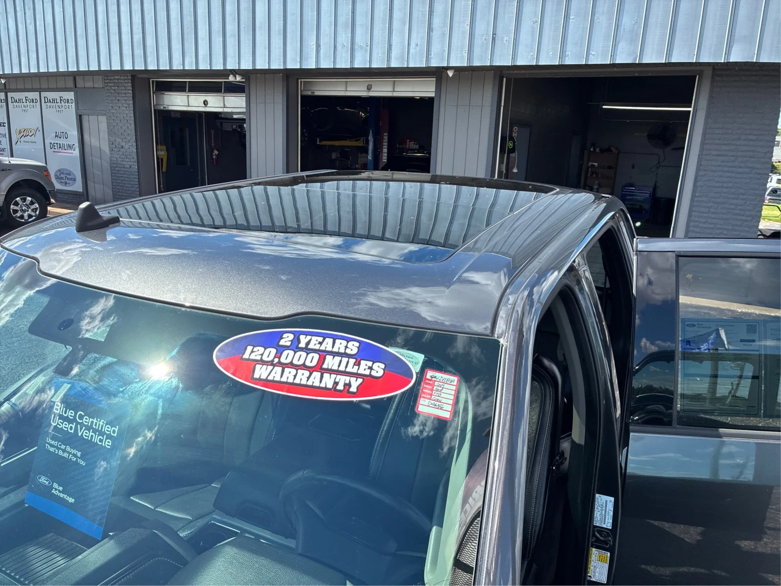 Certified Used 2019 Magnetic Metallic Ford LARIAT image 11