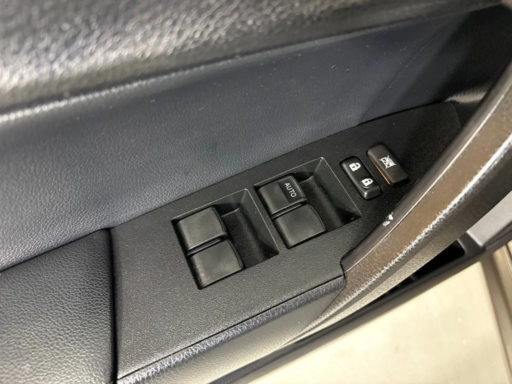 Used 2018 Gray Toyota SE image 13