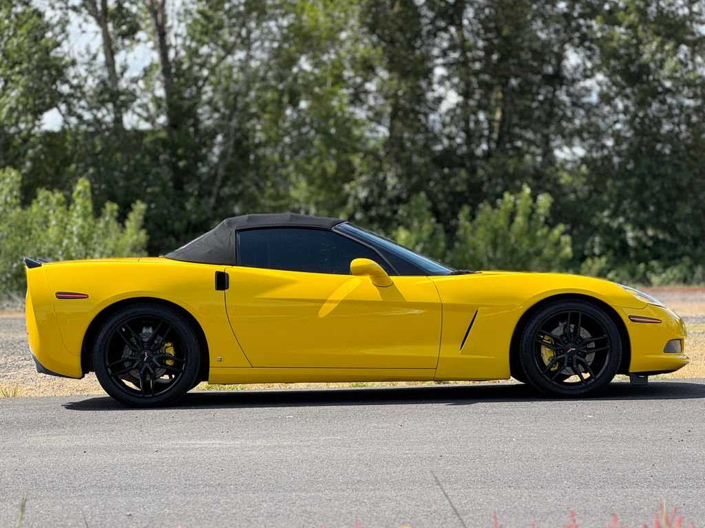 Used 2008 Velocity Yellow Tintcoat Chevrolet Base image 7