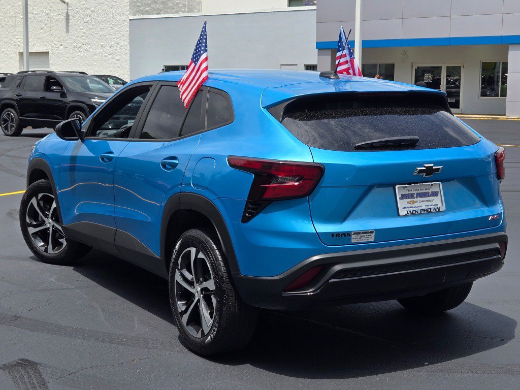 2025 Chevrolet Trax RS - Photo 13