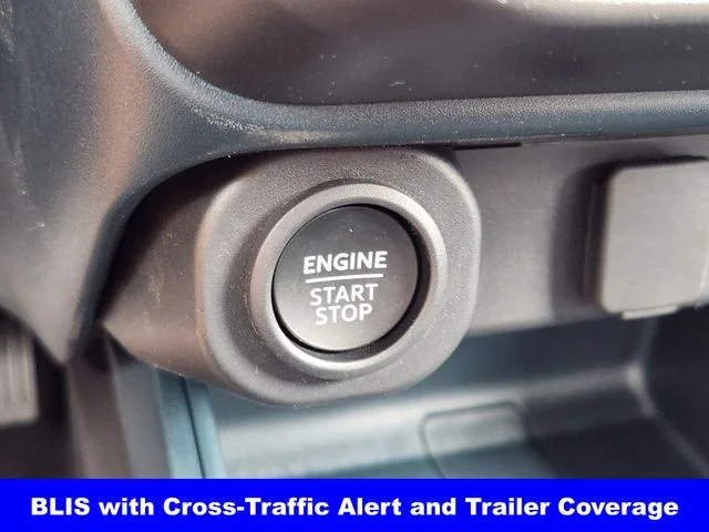 New 2026 Space White Metallic Ford XLT image 21