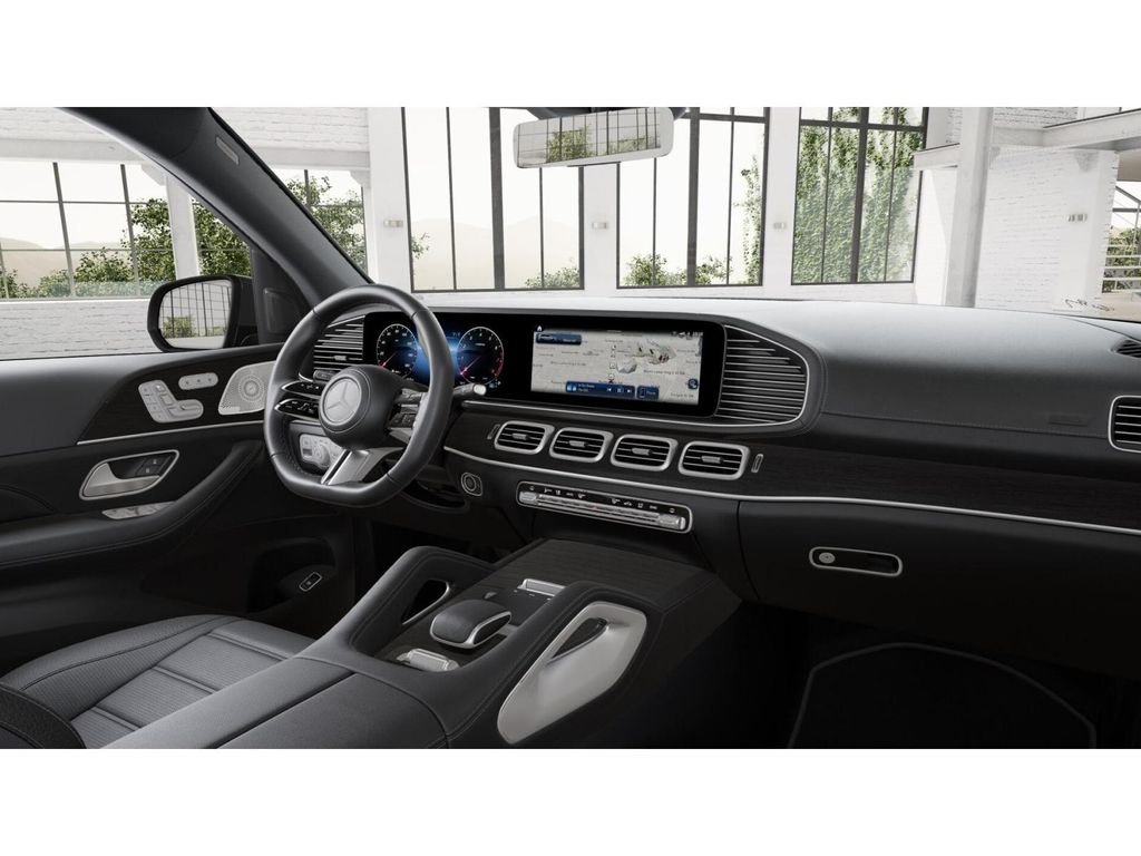 Used 2026 Grey Mercedes-Benz GLS 450 4MATIC® image 6