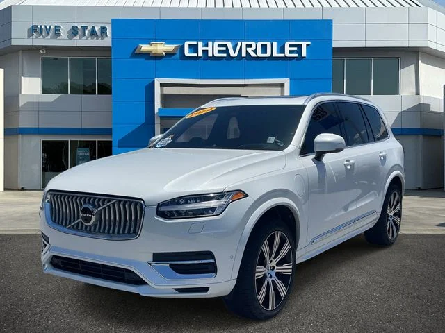 Used 2024 White Volvo Ultimate image 3