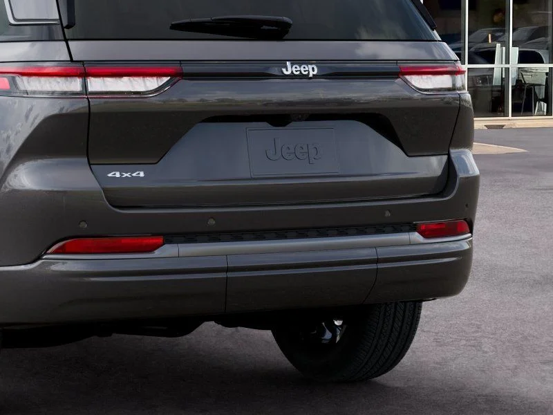 New 2026 Baltic Gray Metallic Clear-Coat Exterior Paint Jeep Limited Reserve image 15