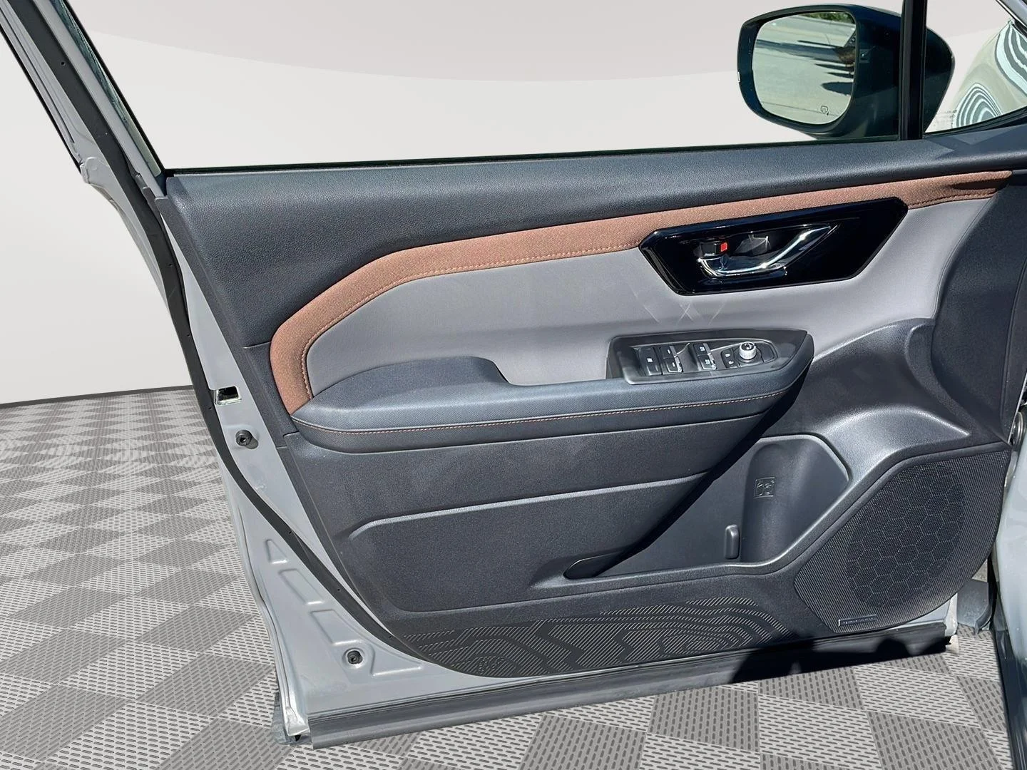 Used 2026 River Rock Pearl Subaru Sport image 10