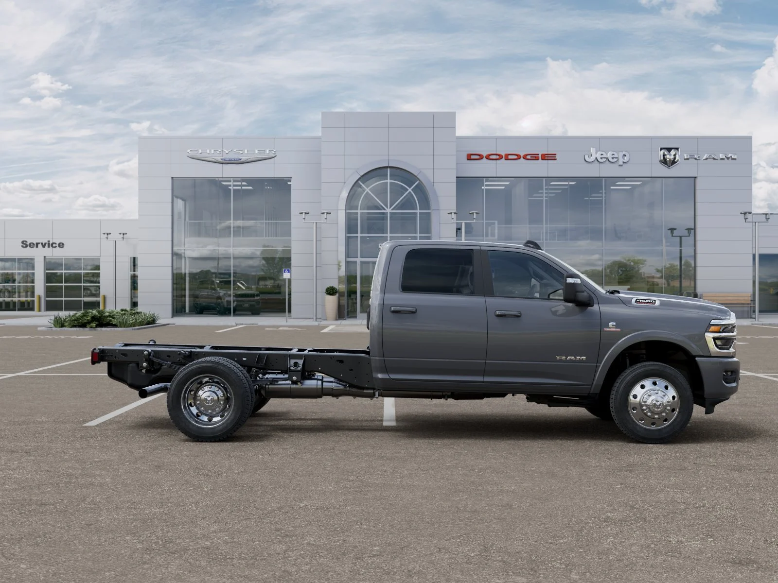 New 2026 Ceramic Gray Clear-Coat Exterior Paint RAM Laramie image 93