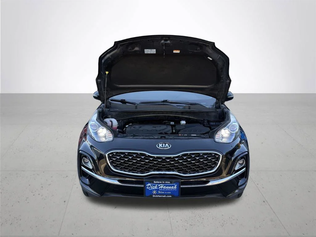 Used 2022 Red Kia EX image 4