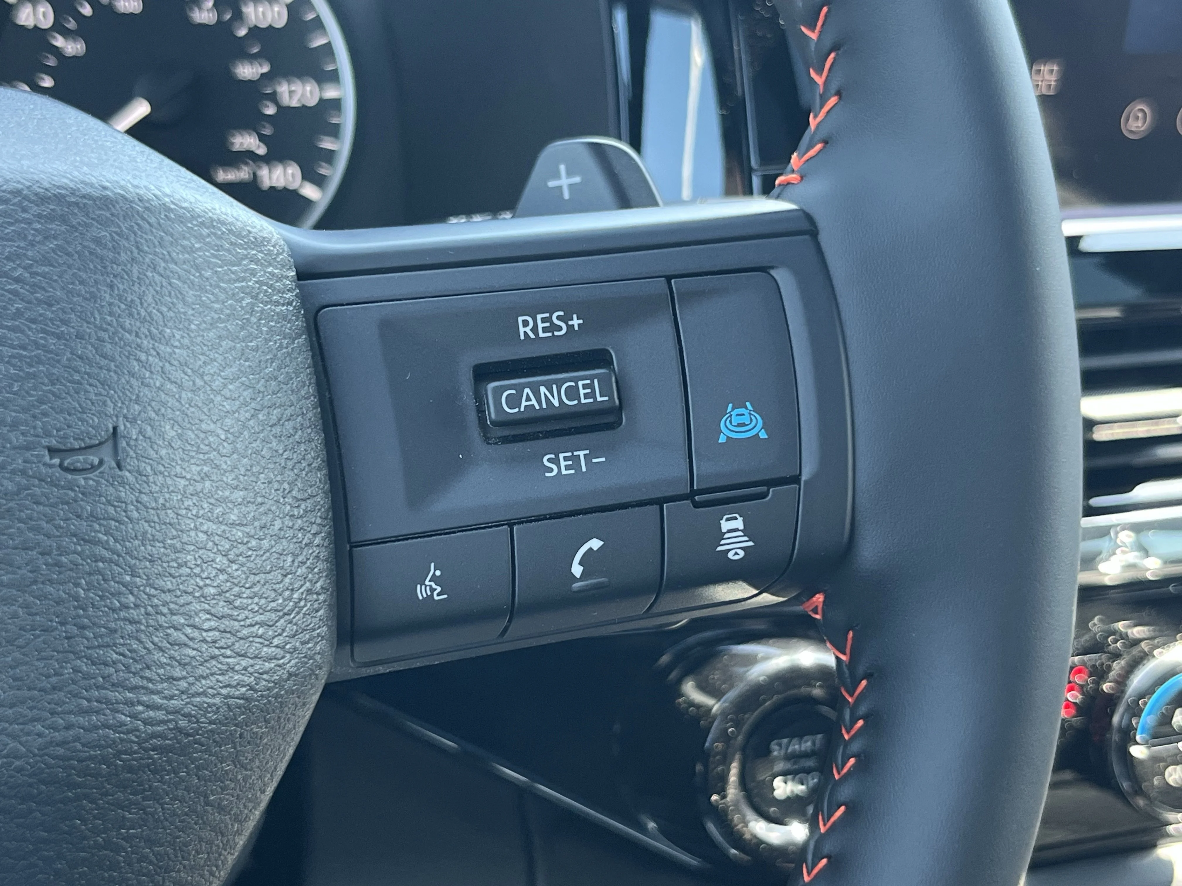 New 2026 Everest White Pearl TriCoat Nissan Rock Creek® image 23