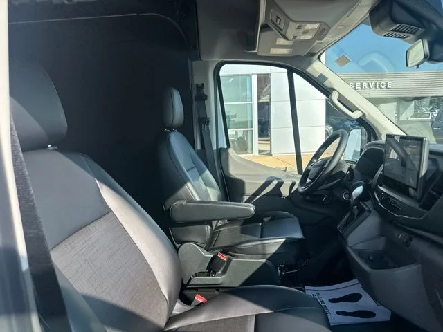 New 2026 Oxford White Ford Cargo Van image 9
