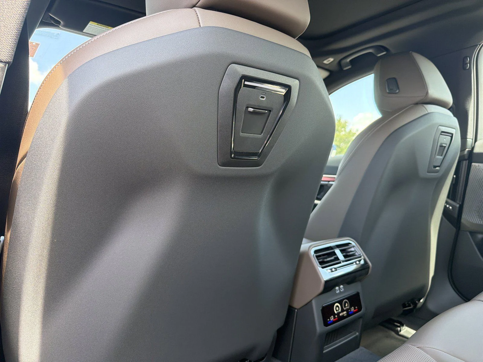 New 2027 Phytonic Blue Metallic BMW 530i image 20