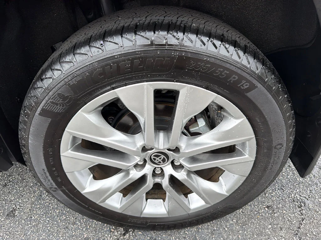 Used 2025 Red Toyota XLE Premium image 20