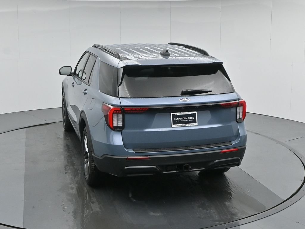New 2026 Vapor Blue Metallic Ford ST-Line image 41