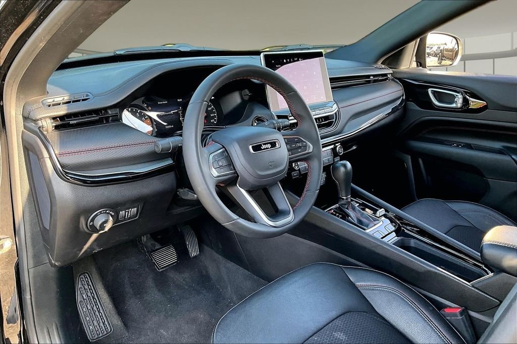 Used 2024 Black Jeep Trailhawk image 13