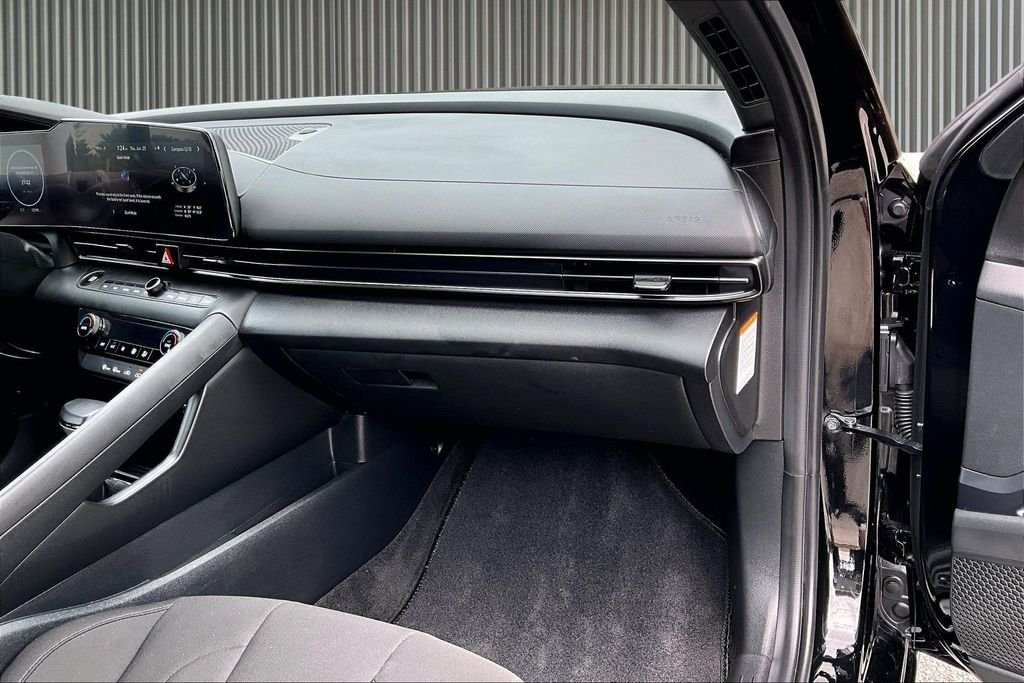 Certified Used 2025 Black Hyundai SEL Sport image 18