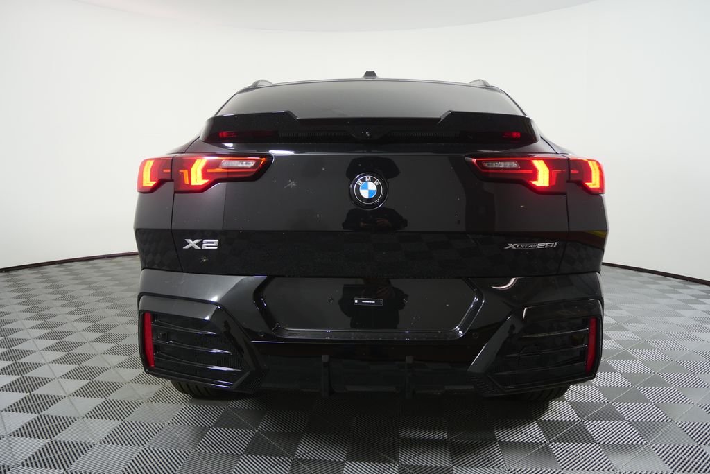 New 2026 Black Sapphire Metallic BMW xDrive28i image 4