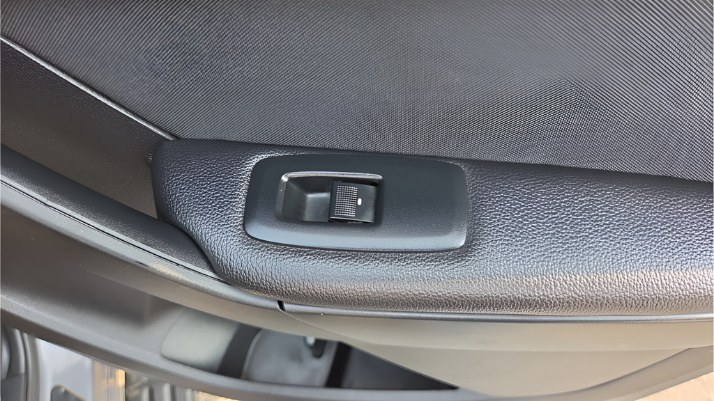 Used 2021 Gray Ford XLT image 29