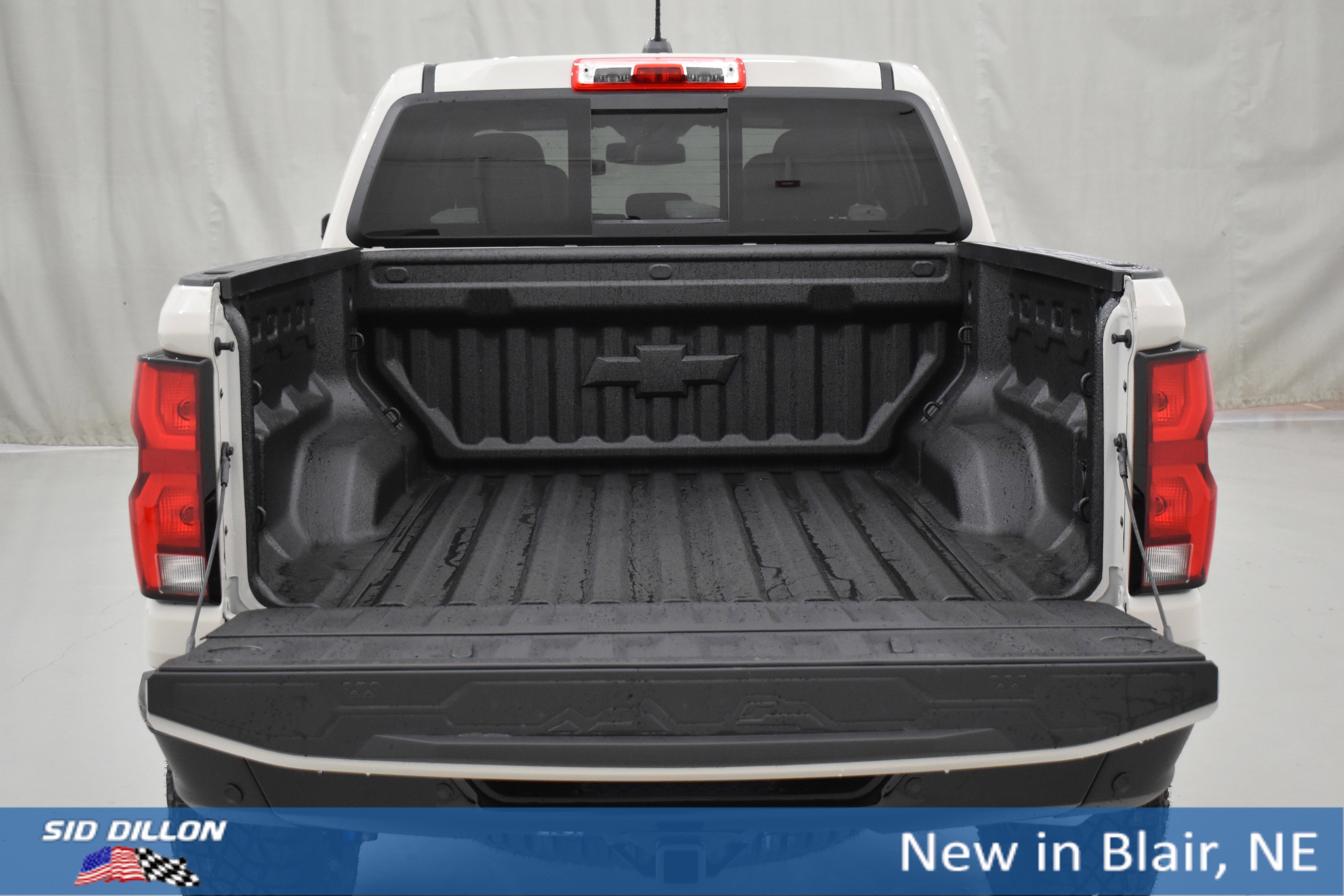 2026 Chevrolet Colorado ZR2 - Photo 11