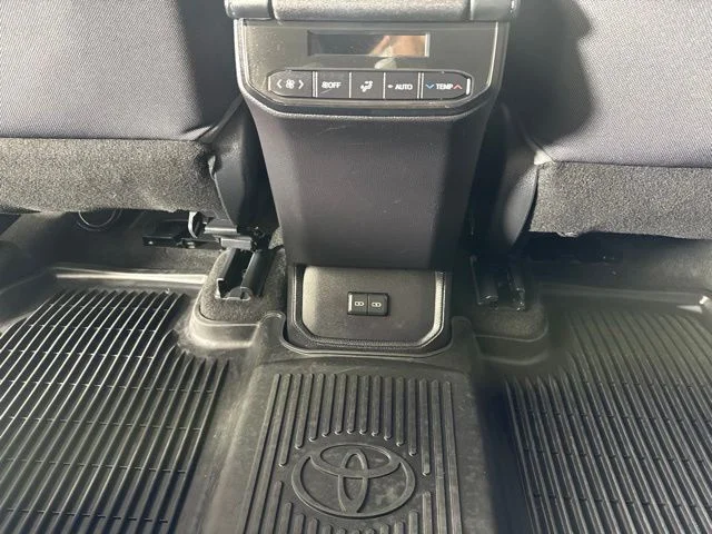 Used 2023 Pearl Toyota LE image 13