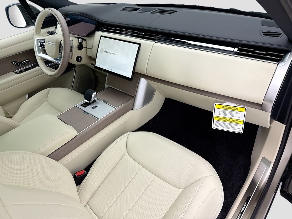 New 2026 Batumi Gold LAND ROVER SE LWB 7-Seats / V8 image 16