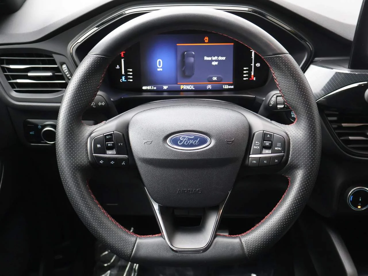 2024 Ford Escape ST-Line - Photo 14