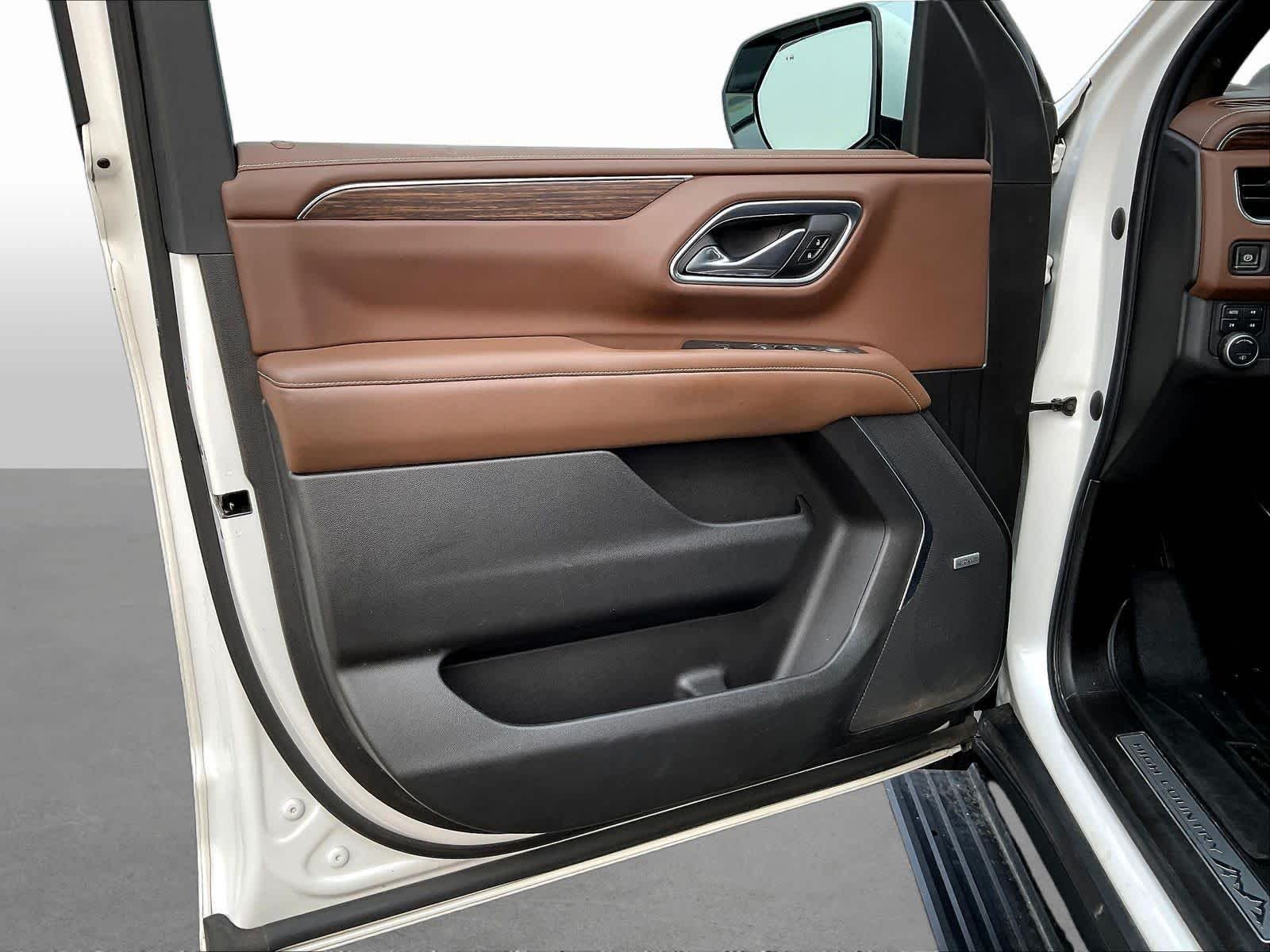 2021 Chevrolet Suburban High Country - Photo 23