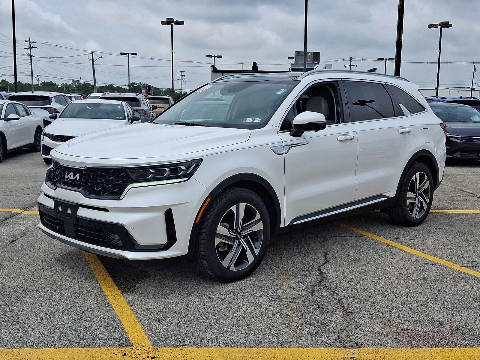 Certified Used 2023 White Kia SX Prestige image 6