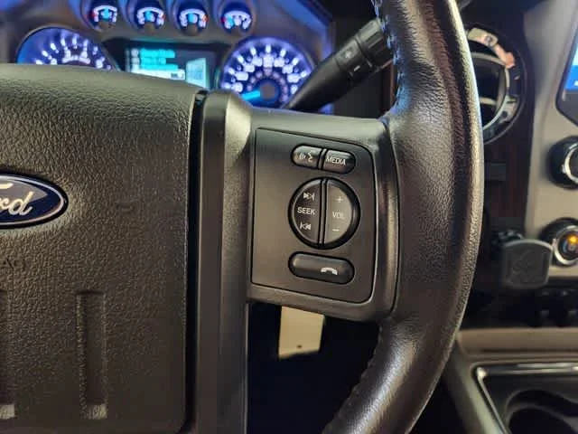 Used 2015 Tuxedo Black Metallic Ford Lariat image 27