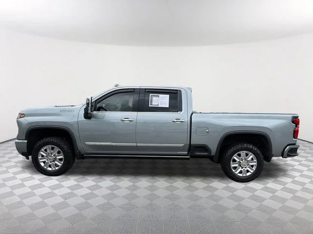 Used 2024 Sterling Gray Metallic Chevrolet High Country image 8