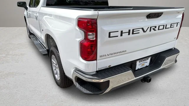 Used 2026 White Chevrolet LT image 35