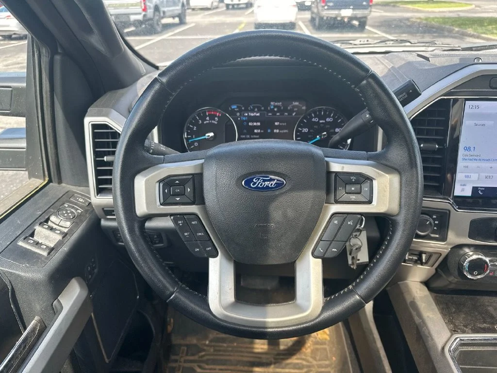 Used 2022 White Ford Lariat image 13