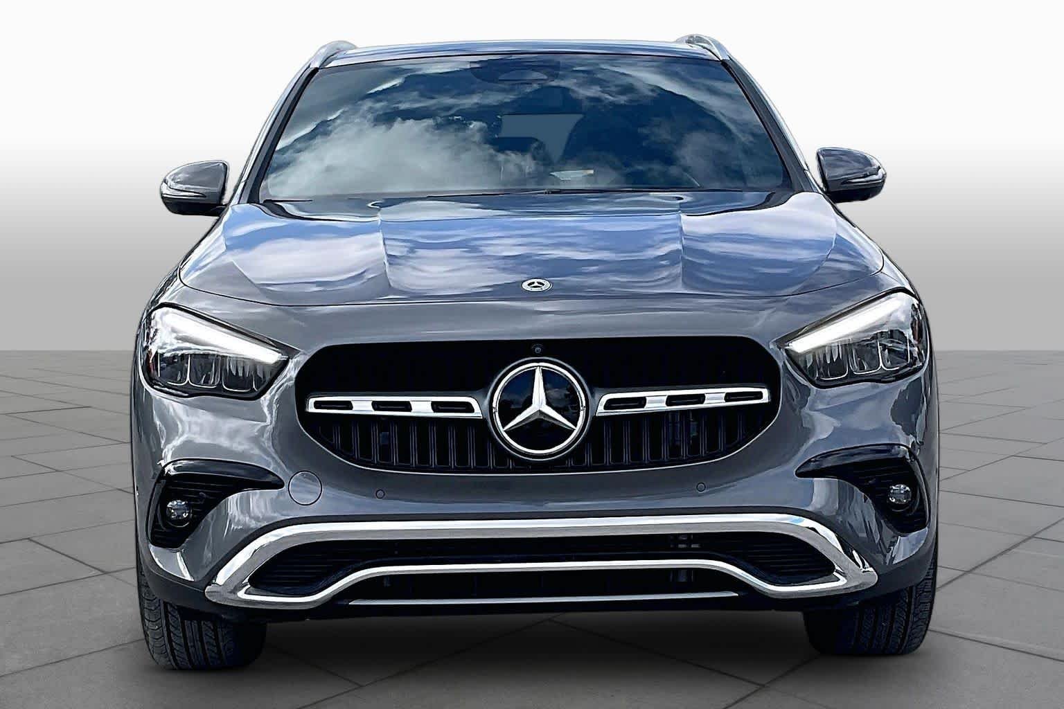 Certified Used 2026 Mountain Grey Metallic Mercedes-Benz GLA 250 image 4
