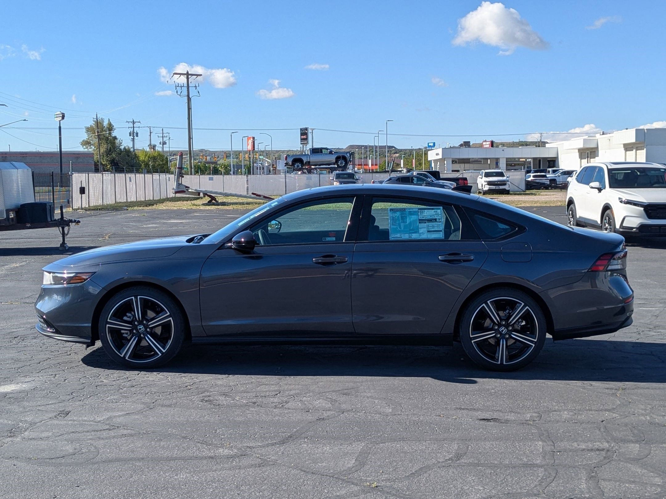 New 2026 Meteorite Gray Metallic Honda SE image 7