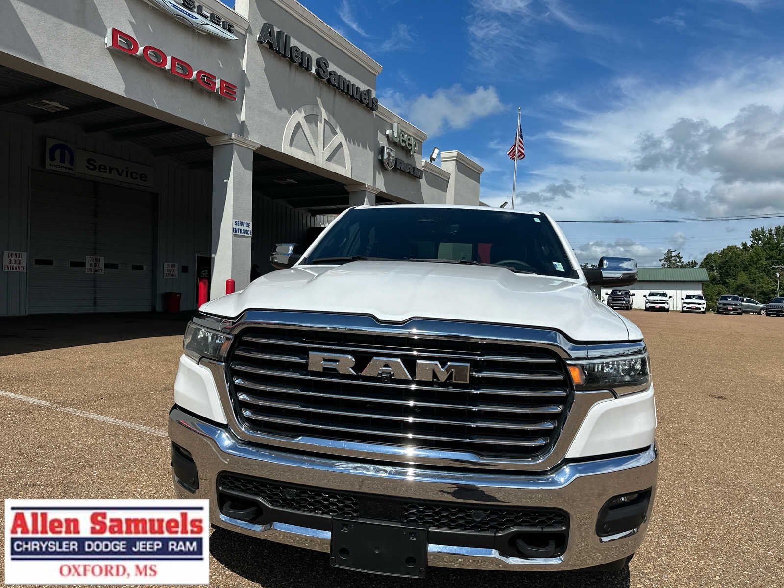 Used 2025 Bright White Clearcoat Ram Laramie image 8