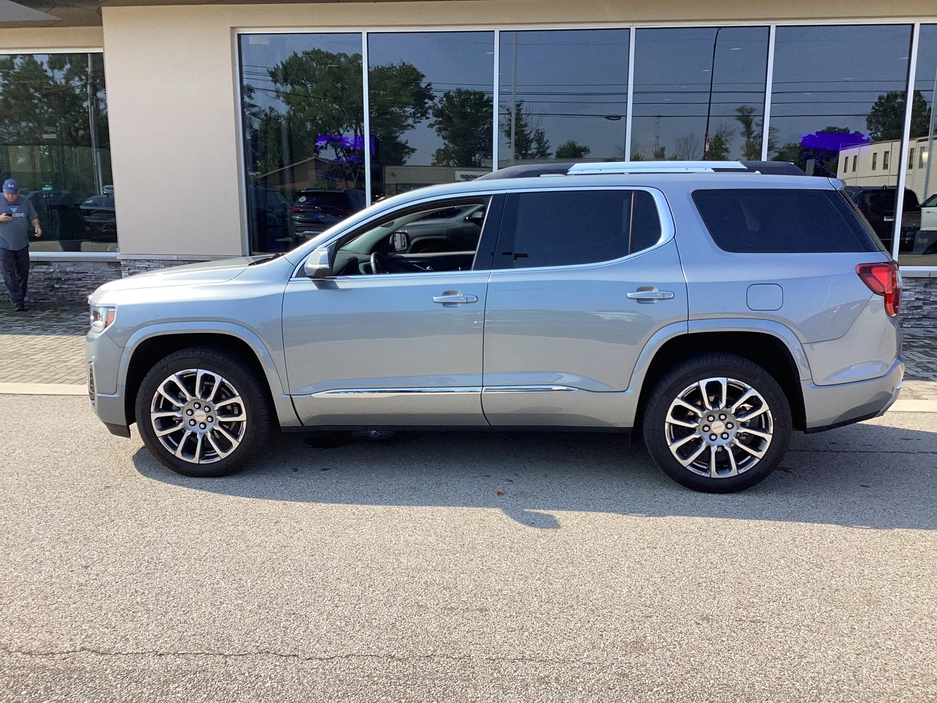 Used 2023 Sterling Metallic GMC Denali image 7