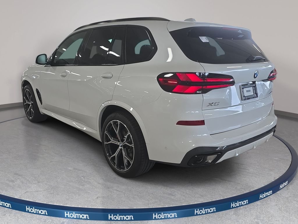 New 2026 Mineral White Metallic BMW sDrive40i image 6