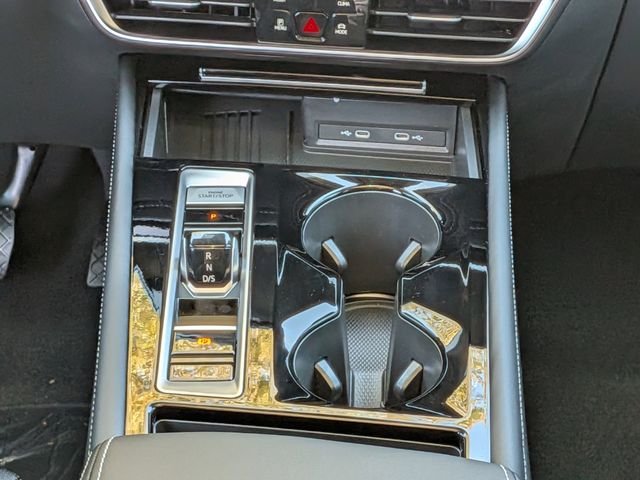 New 2026 White Volkswagen 2.0T SE w/Technology image 20